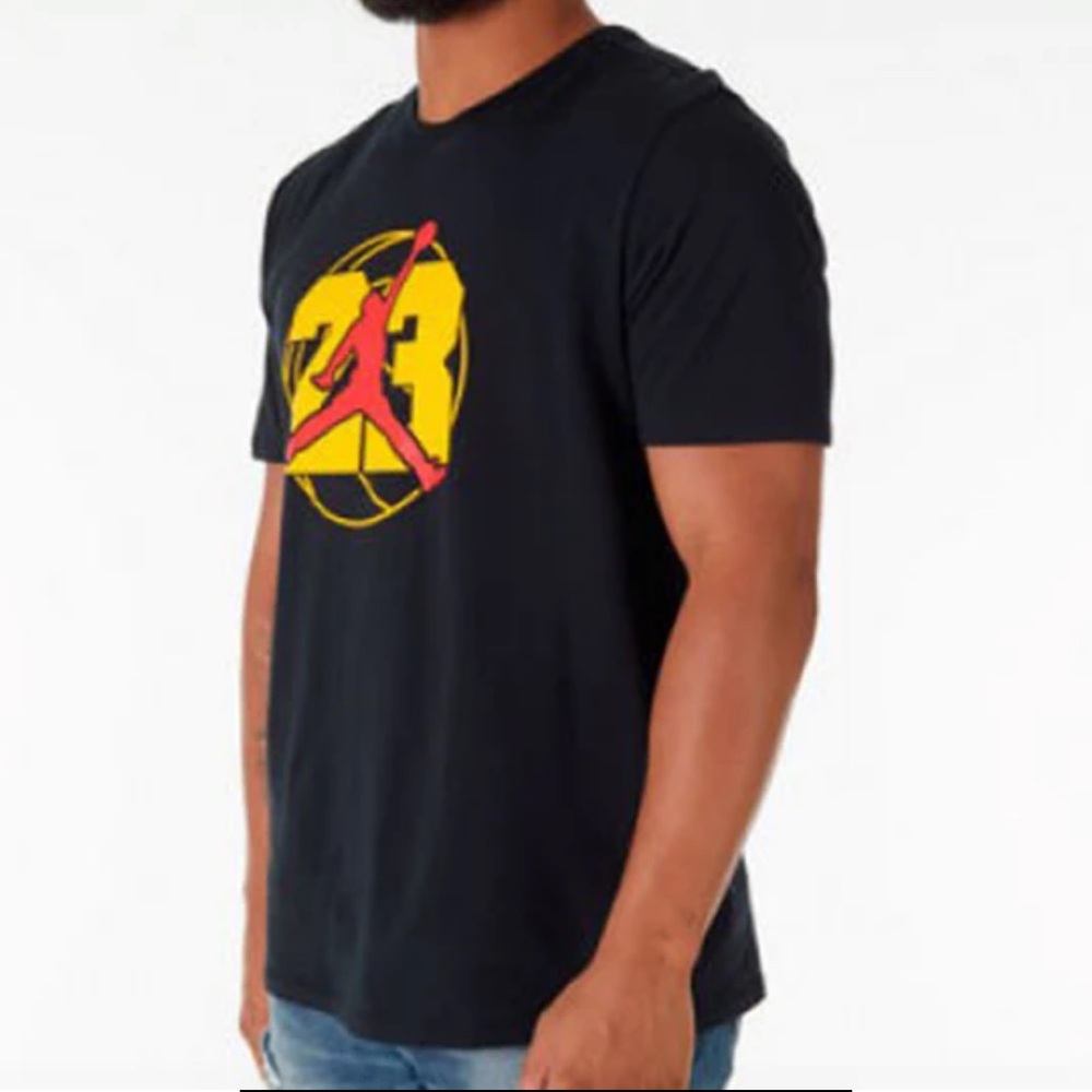Michael Jordan #23 Chicago Bulls Basketball Jumpman Logo Black Tshirt Tee Men’s